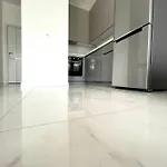 красивая в новом доме вблизи от моря! Apartment