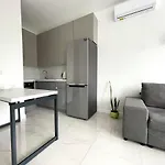 Apartment красивая в новом доме вблизи от моря! *