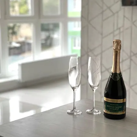 красивая в новом доме вблизи от моря! Odessa