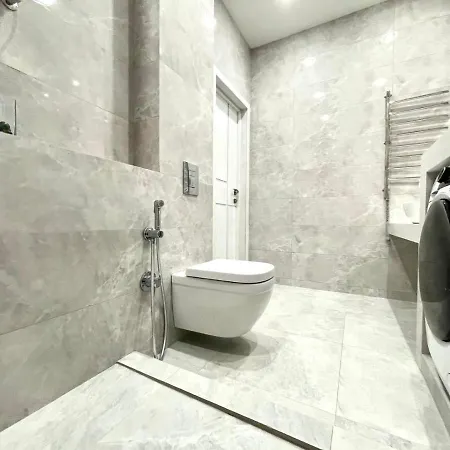 красивая в новом доме вблизи от моря! Apartment Odesa